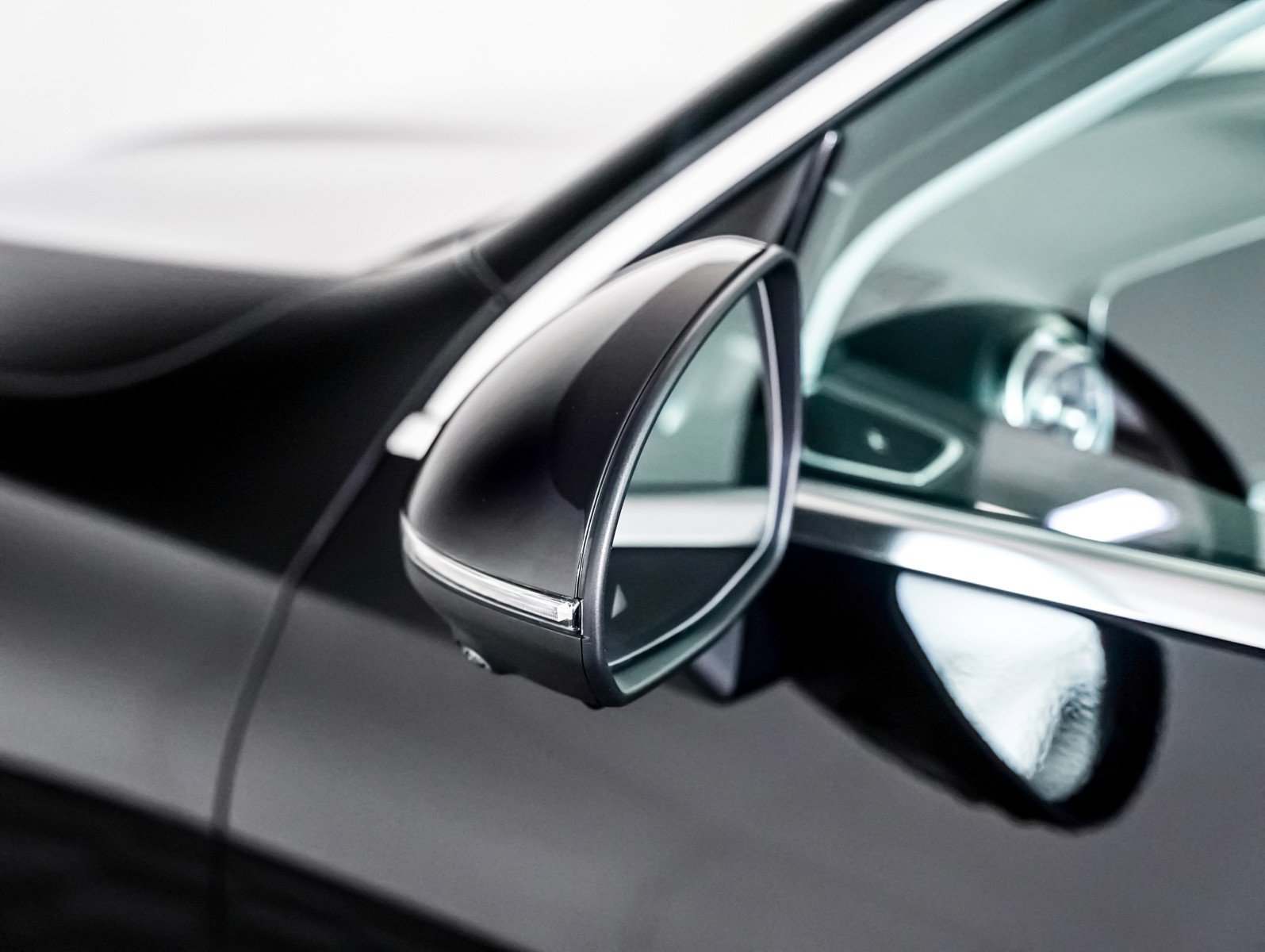 Certified 2023 Mercedes-Benz GLC 300 4MATIC image 25