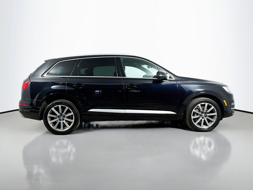 Used 2019 Audi Q7 3.0T Premium Plus w/ Premium Plus Package AWD/4WD image 9