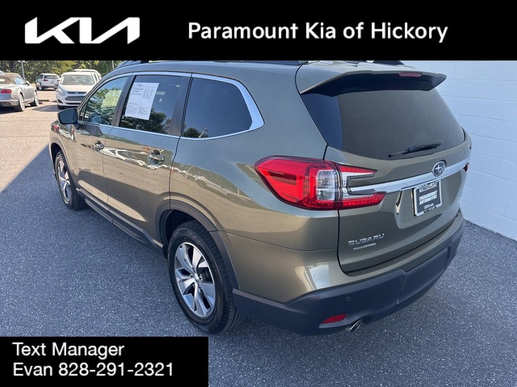 Used 2023 Subaru Ascent Premium w/ Convenience Package image 5