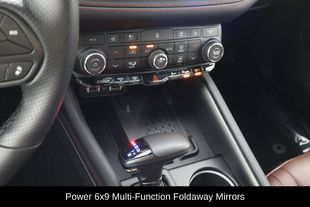 Used 2025 Dodge Durango GT AWD/4WD image 23