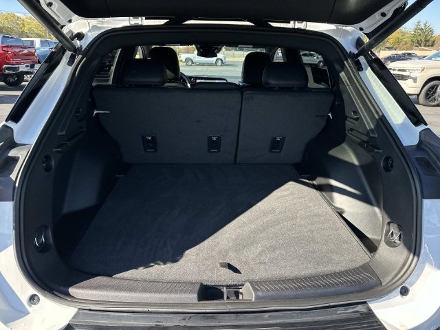 Certified 2024 Chevrolet Equinox EV LT FWD image 23