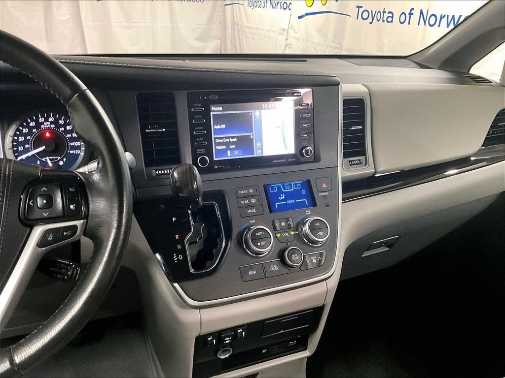 Certified 2020 Toyota Sienna XLE Premium AWD/4WD image 18