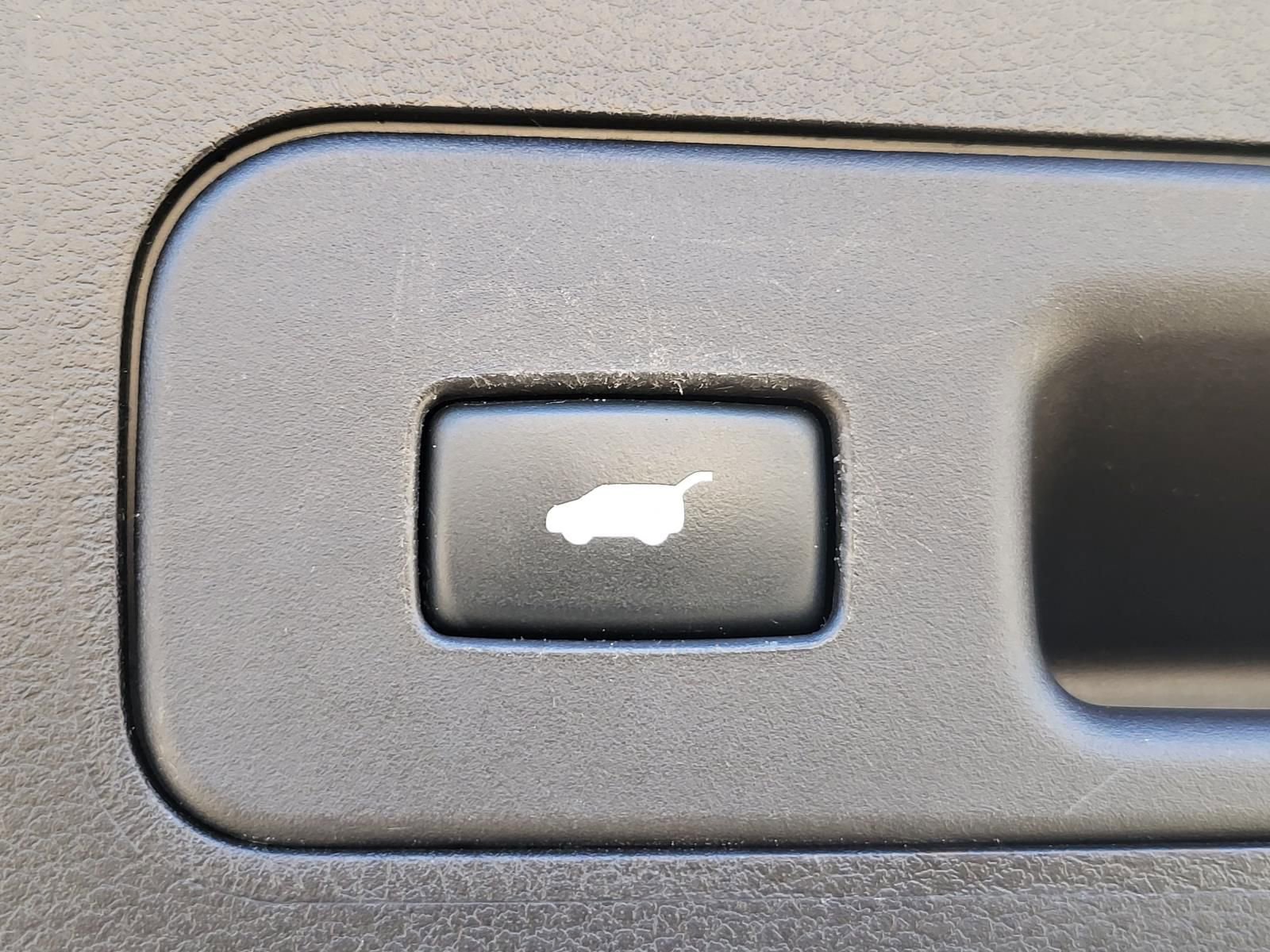 Used 2017 Acura MDX SH-AWD w/ Advance Package image 19