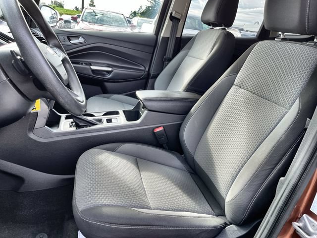 Used 2017 Ford Escape SE AWD/4WD image 14