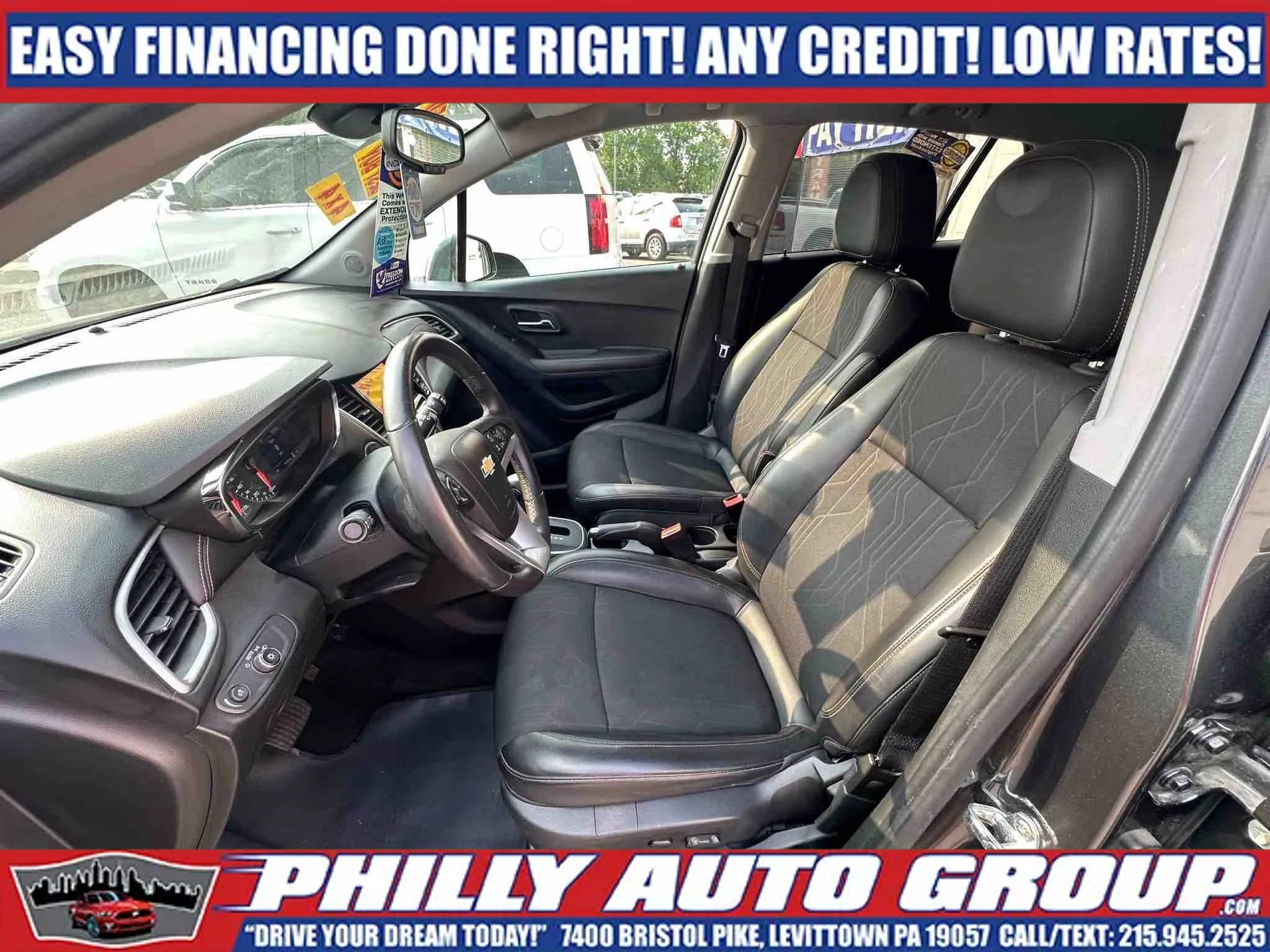 Used 2018 Chevrolet Trax LT w/ LT Convenience Package image 9
