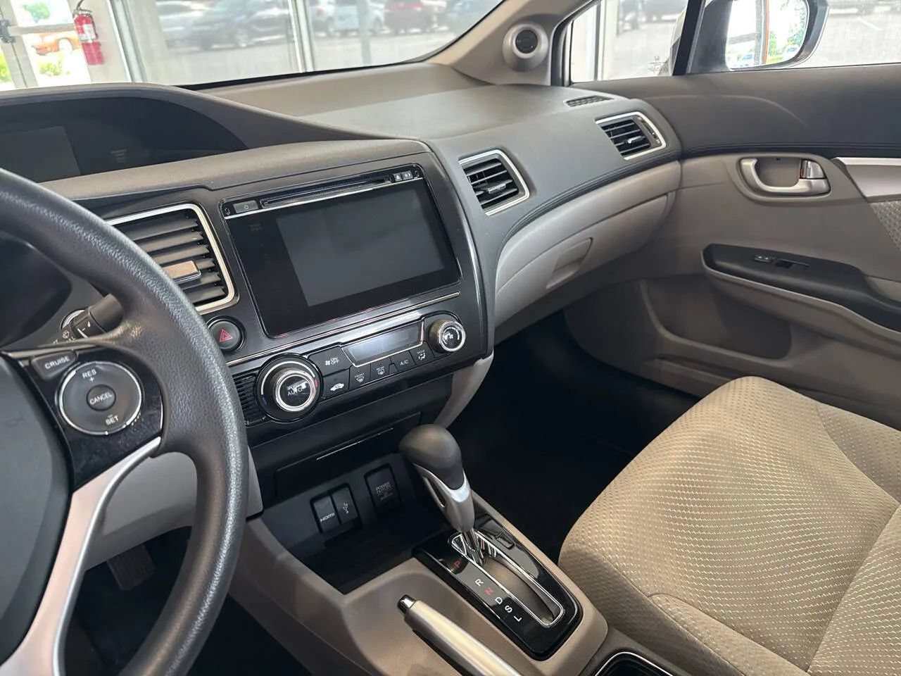 Used 2015 Honda Civic Hybrid Sedan image 23