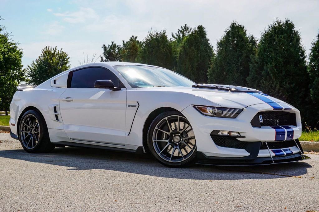 Used 2018 Ford Mustang Shelby GT350 w/ Convenience Package image 47