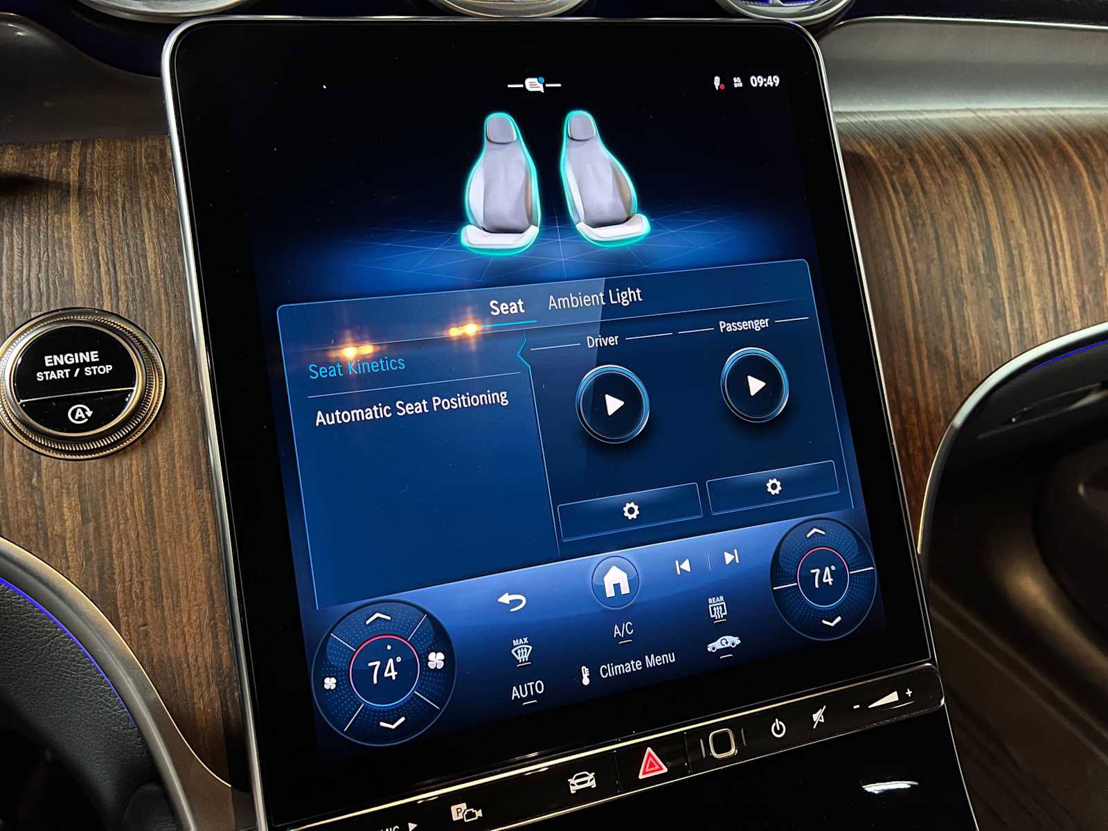 Certified 2025 Mercedes-Benz GLC 300 4MATIC image 36