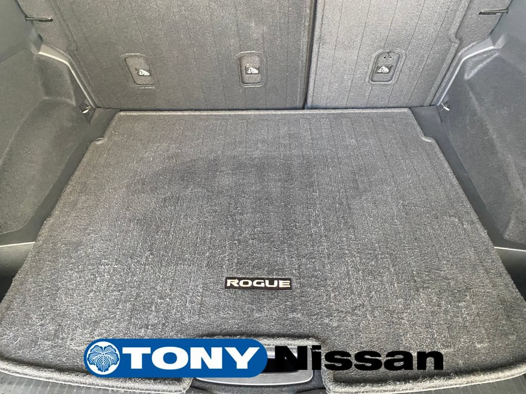 Used 2023 Nissan Rogue SV FWD image 29
