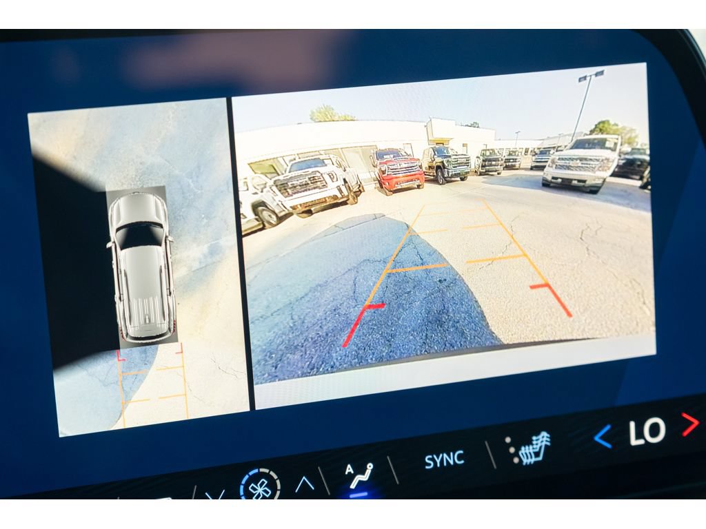Used 2026 Chevrolet Traverse Z71 w/ Enhanced Driving Package AWD/4WD image 25