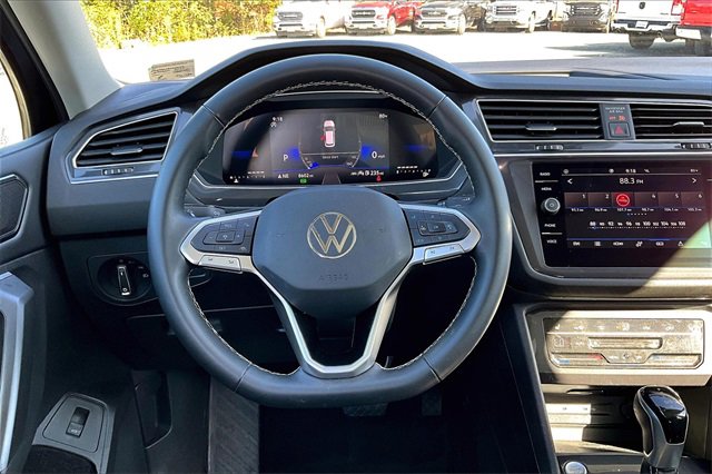 Used 2024 Volkswagen Tiguan Wolfsburg Edition image 12