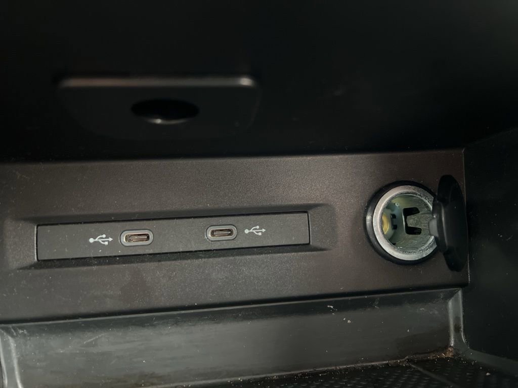 Used 2024 Volkswagen Taos SE image 21