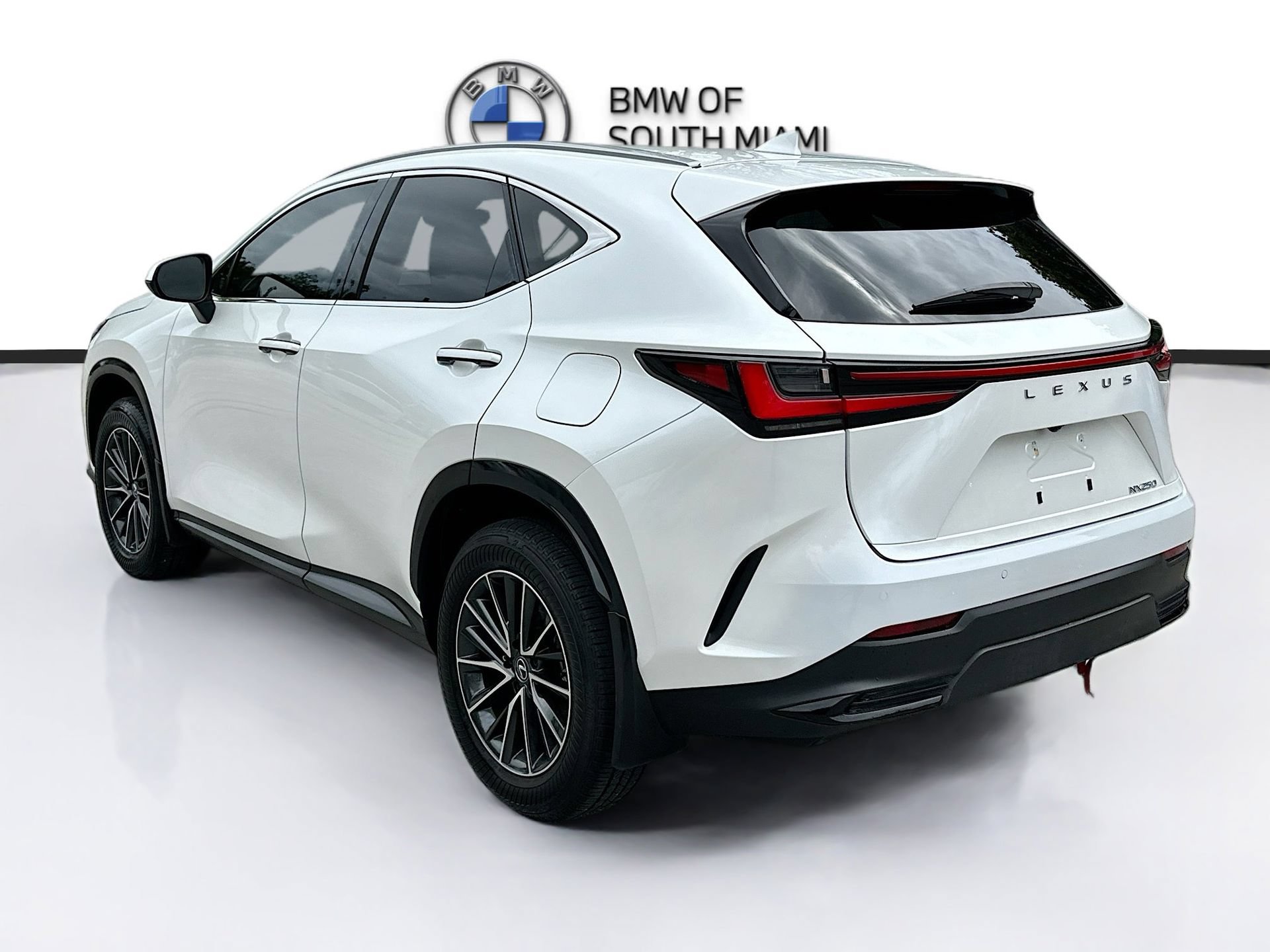 Used 2025 Lexus NX 250 FWD w/ Accessory Package (K3) image 5