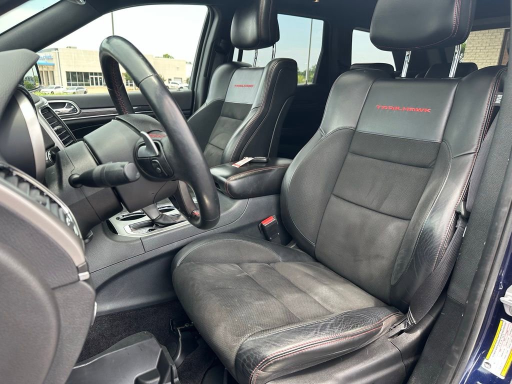 Used 2018 Jeep Grand Cherokee Trailhawk AWD/4WD image 14
