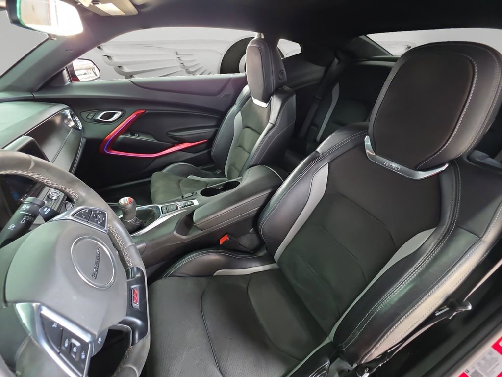 Used 2019 Chevrolet Camaro SS image 11