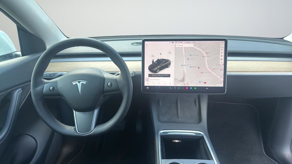 Used 2021 Tesla Model Y 2WD image 10
