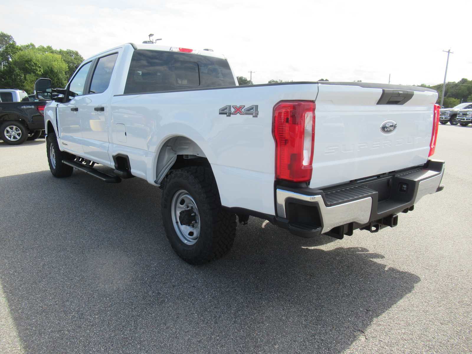 New 2026 Ford F350 XL w/ XL Off-Road Package image 7