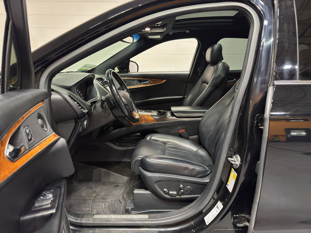 Used 2018 Lincoln MKX Reserve w/ Canadian Touring Package AWD/4WD image 14