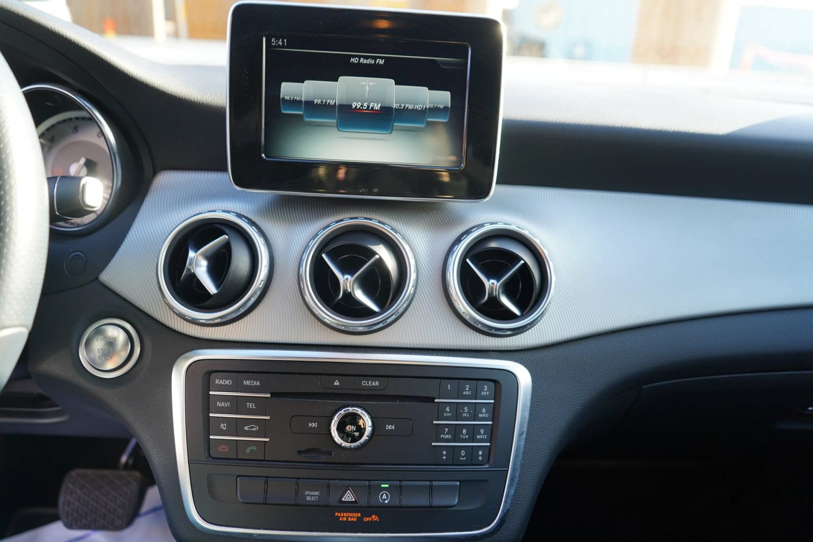 Used 2016 Mercedes-Benz GLA 250 image 11