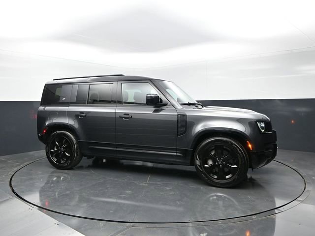 Used 2023 Land Rover Defender 110 X-Dynamic SE AWD/4WD image 6