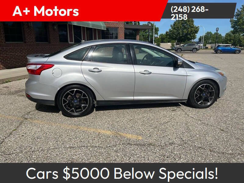 Used 2014 Ford Focus SE w/ Equipment Group 201A FWD image 1