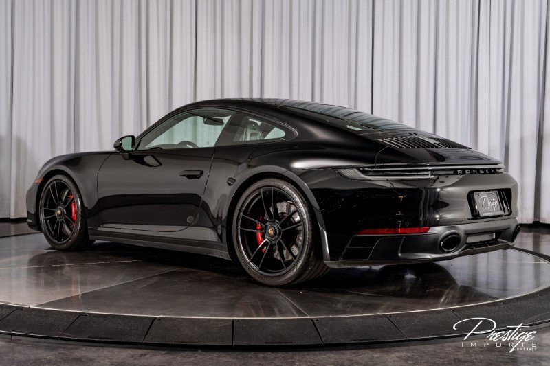 Used 2024 Porsche 911 Carrera GTS image 11