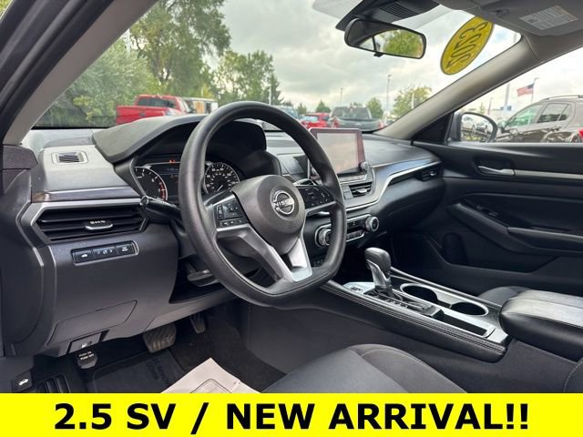 Used 2023 Nissan Altima 2.5 SV image 9