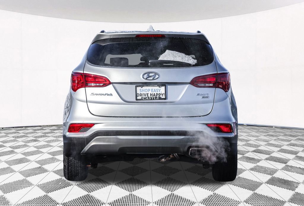 Used 2017 Hyundai Santa Fe Sport image 11