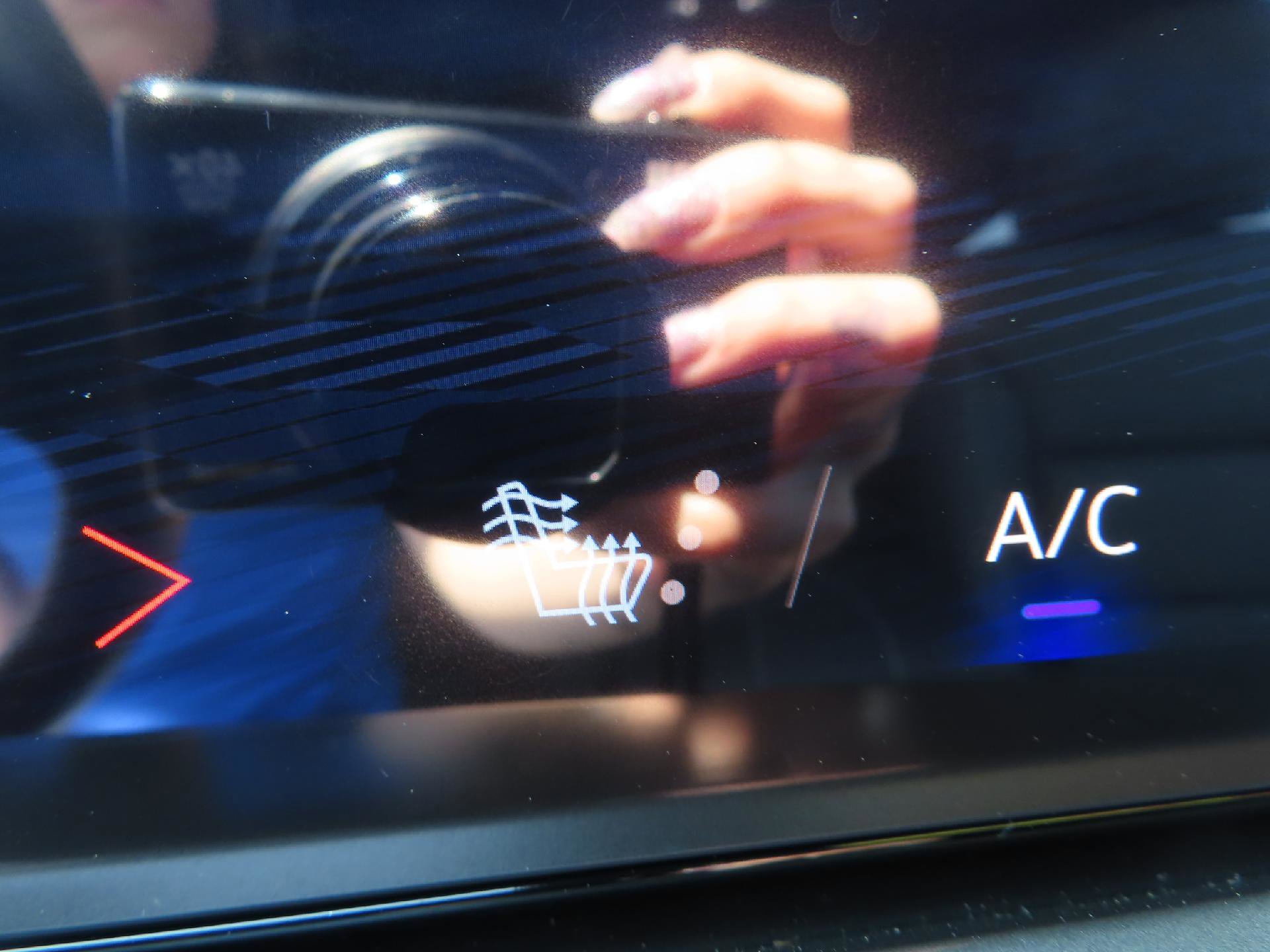 New 2025 Chevrolet Traverse LT w/ LPO, Illumination Package image 33