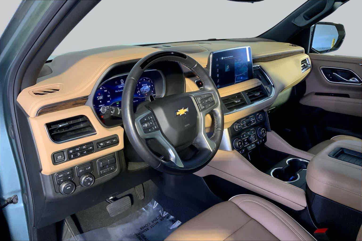 Used 2023 Chevrolet Tahoe Premier w/ Advanced Technology Package AWD/4WD image 18