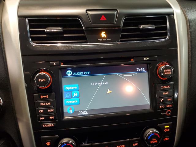 Used 2013 Nissan Altima 3.5 SL w/ Technology Pkg image 19