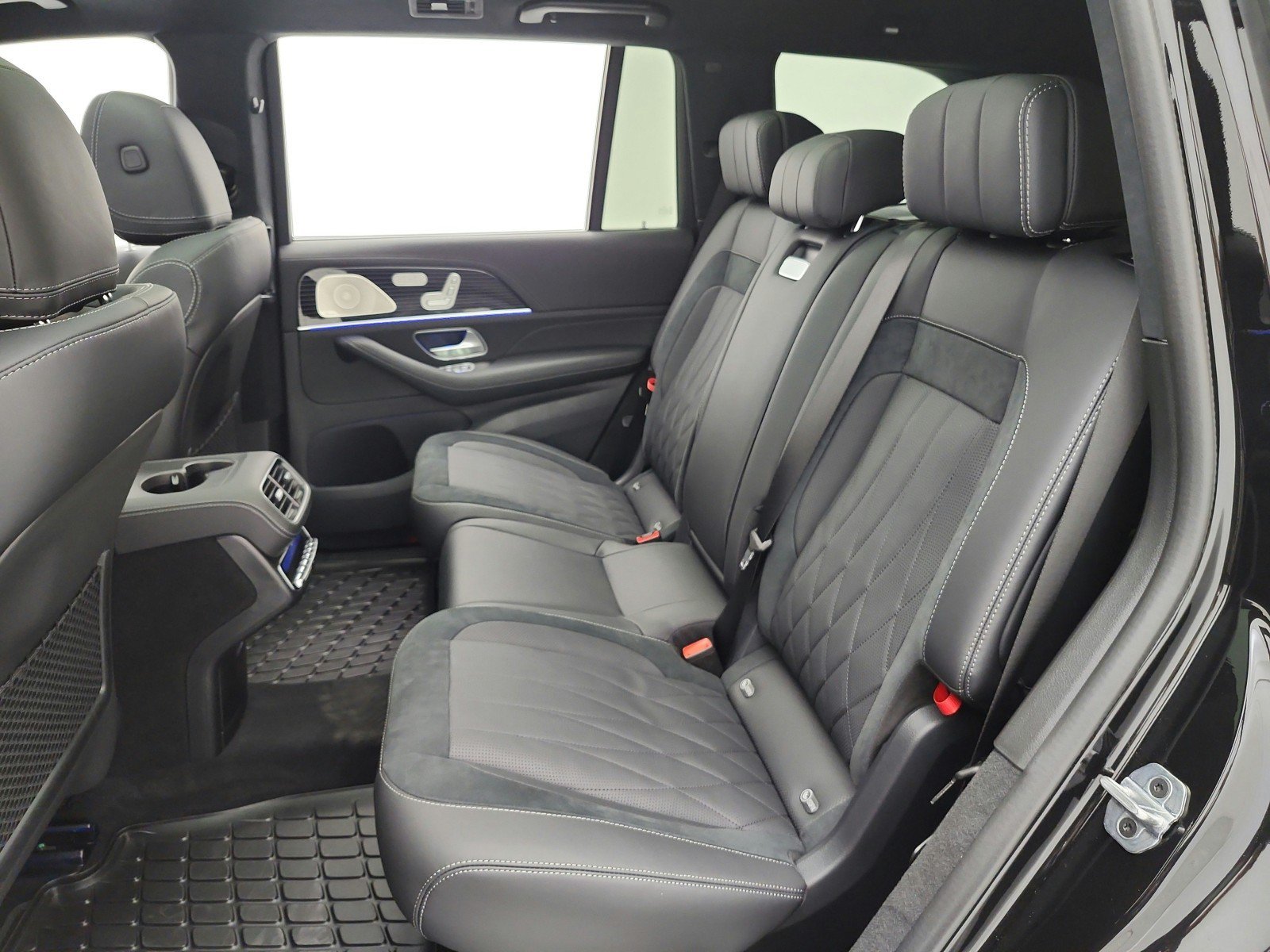 New 2026 Mercedes-Benz GLS 63 AMG 4MATIC image 11