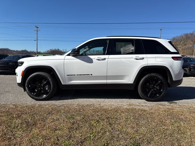 New 2025 Jeep Grand Cherokee Limited w/ Luxury Tech Group II AWD/4WD image 6