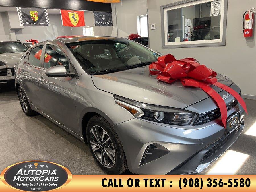 Used 2024 Kia Forte LXS FWD image 8