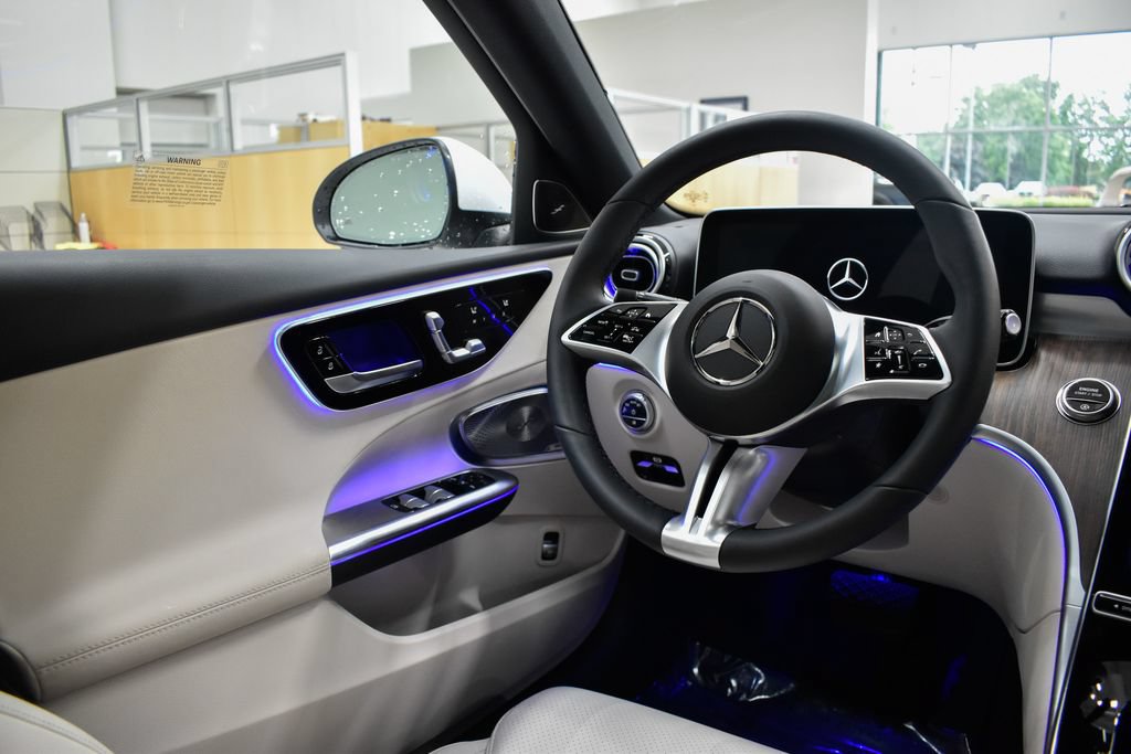 Used 2026 Mercedes-Benz C 300 4MATIC Sedan w/ Exclusive Trim Package image 22