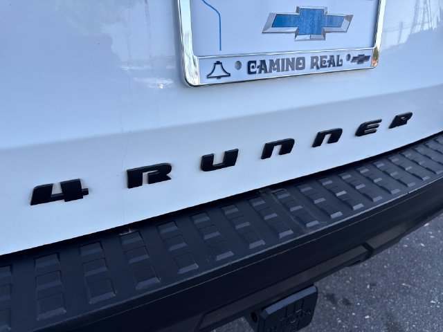 Used 2025 Toyota 4Runner SR5 AWD/4WD image 32