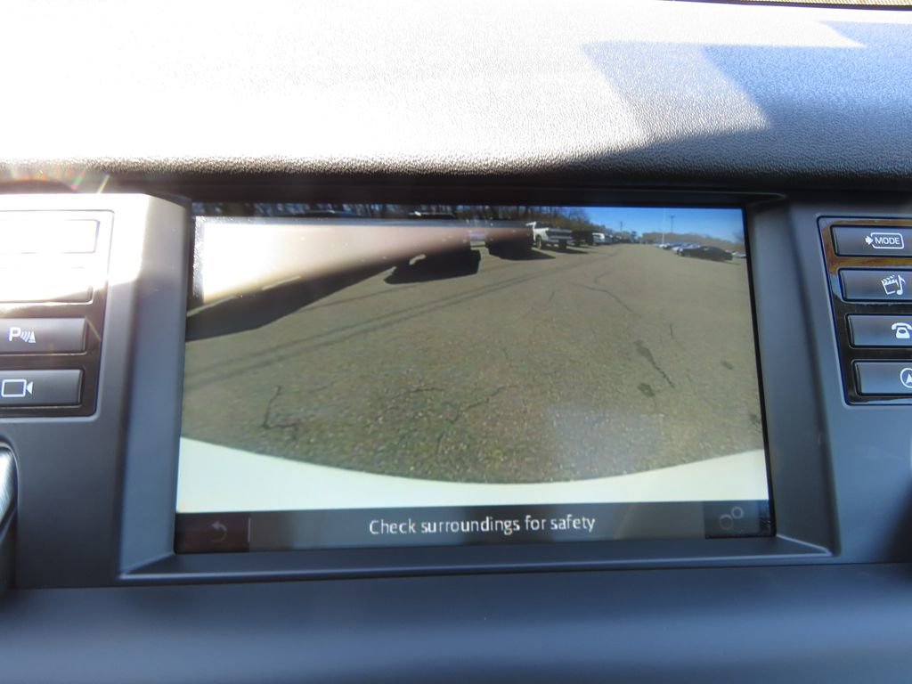 Used 2019 Land Rover Discovery Sport HSE image 25