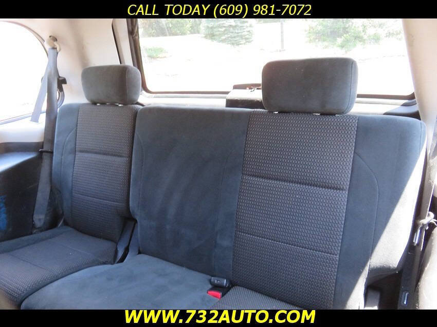 Used 2014 Nissan Armada SV AWD/4WD image 30
