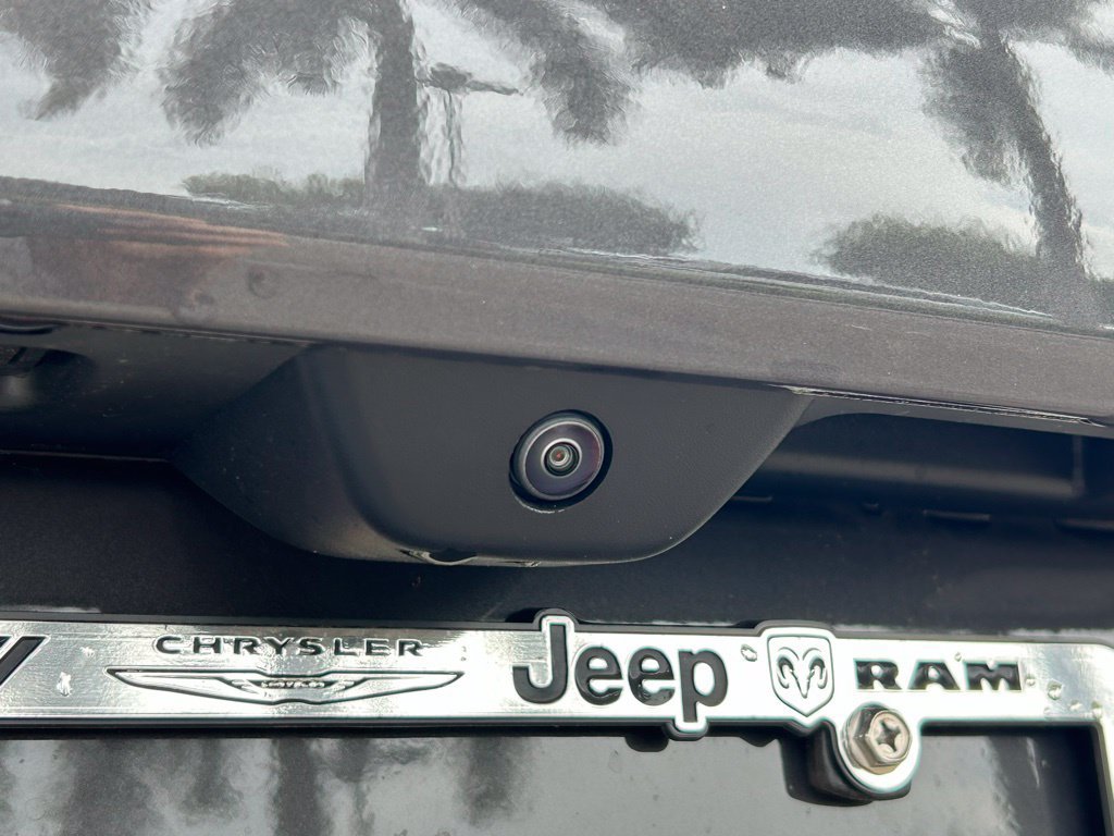 New 2024 Jeep Grand Cherokee Laredo AWD/4WD image 20