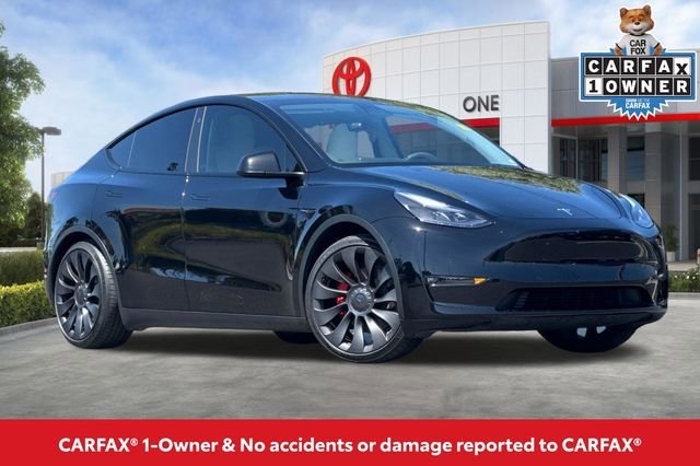 Used 2022 Tesla Model Y Performance AWD/4WD image 2
