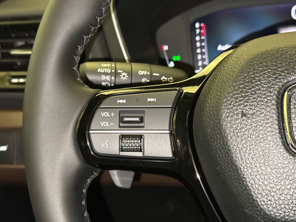 New 2026 Honda Pilot Touring image 33