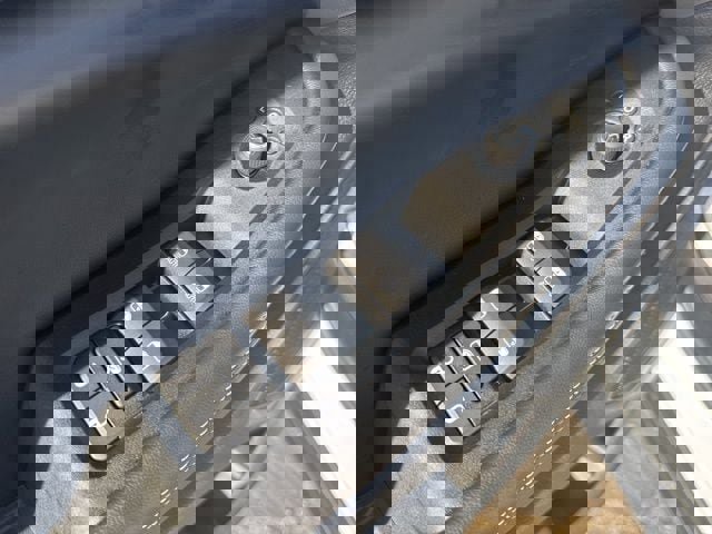 New 2026 Jeep Grand Cherokee Altitude RWD image 15