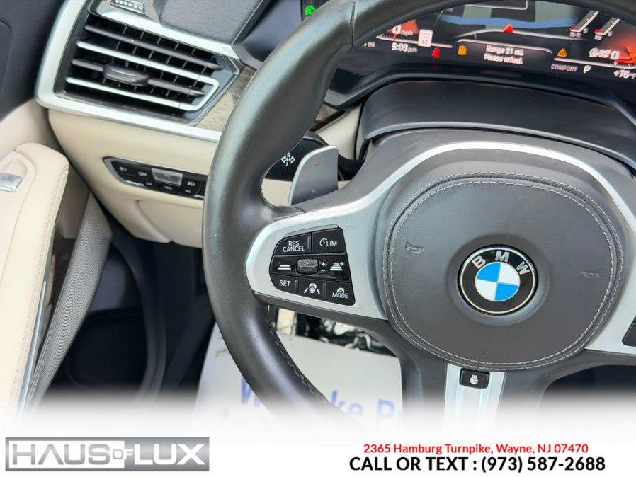 Used 2020 BMW X7 M50i w/ Dynamic Handling Package AWD/4WD image 37