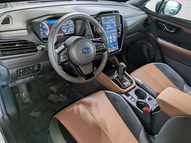 Used 2025 Subaru Forester Touring AWD/4WD image 10