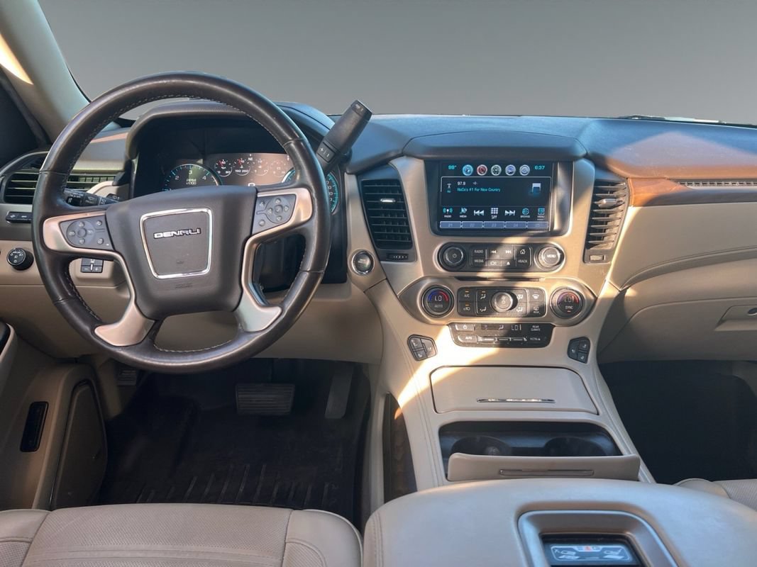 Used 2019 GMC Yukon XL Denali w/ Open Road Package AWD/4WD image 9