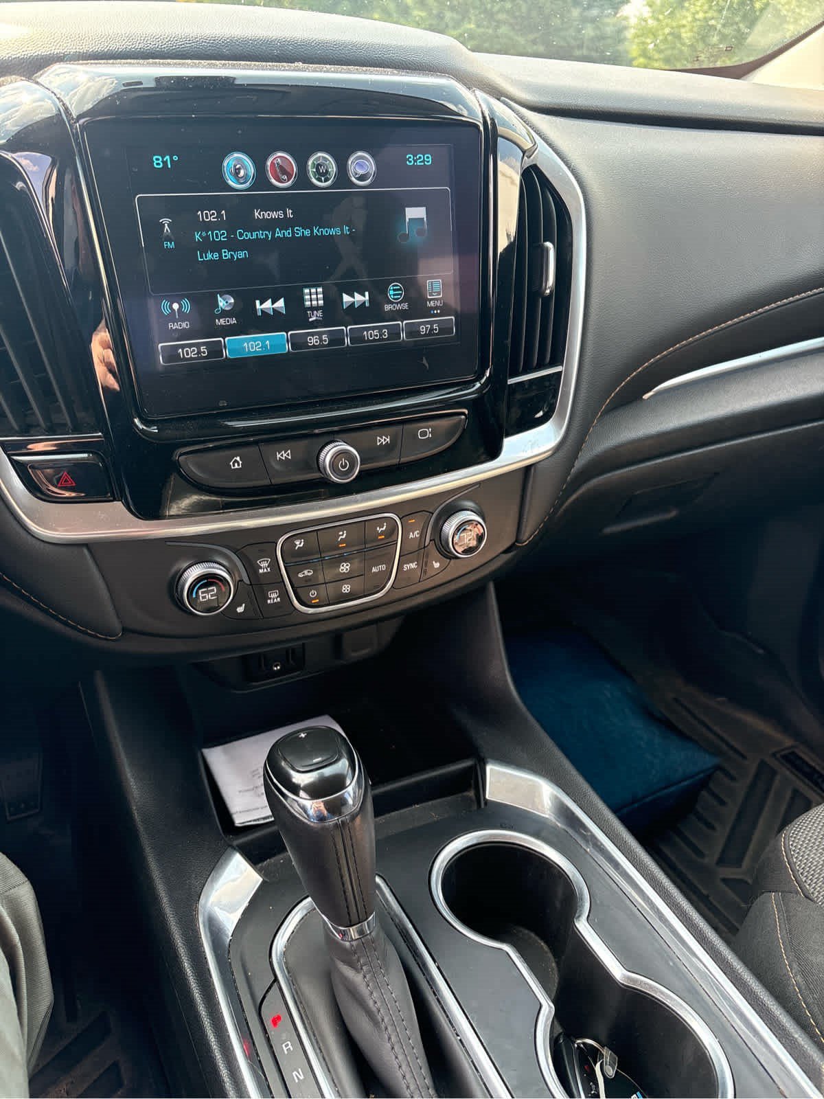 Used 2019 Chevrolet Traverse LT w/ LPO, Floor Liner Package AWD/4WD image 12