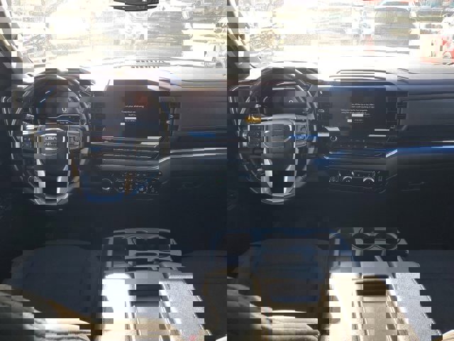 Used 2024 GMC Sierra 1500 SLE image 13