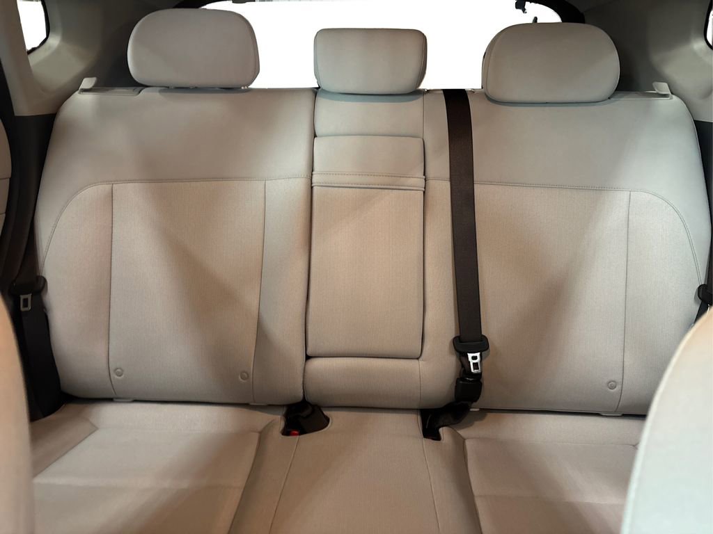 Certified 2025 Hyundai Kona SEL image 19