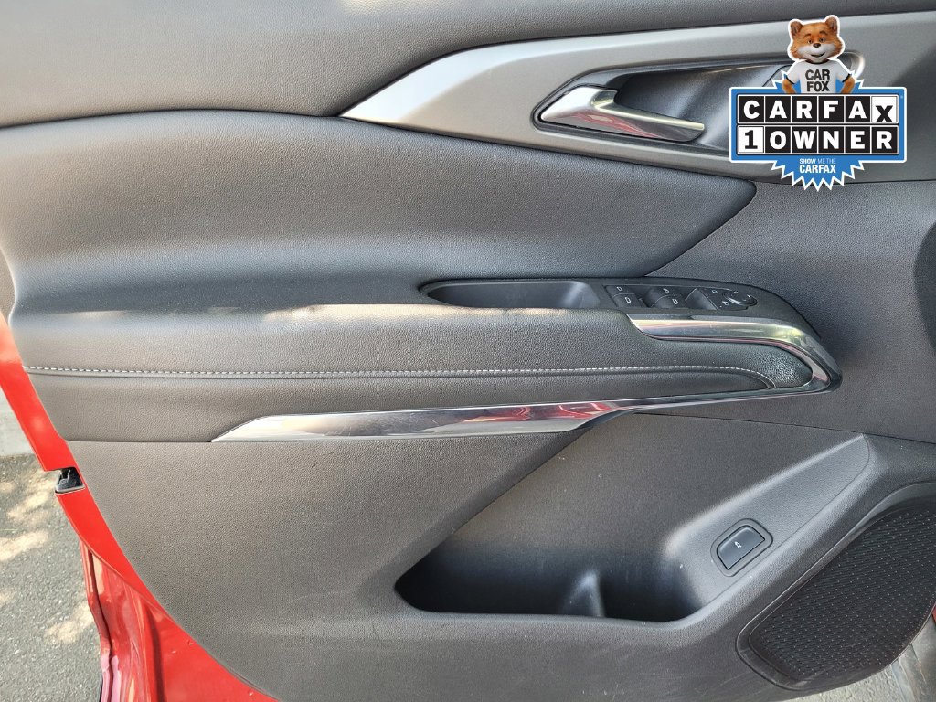 Used 2025 Chevrolet Traverse LT AWD/4WD image 15