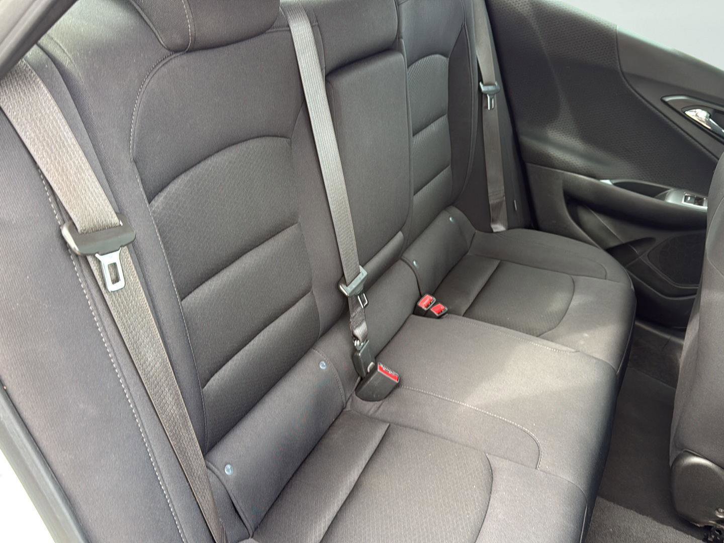 Used 2024 Chevrolet Malibu LT FWD image 16